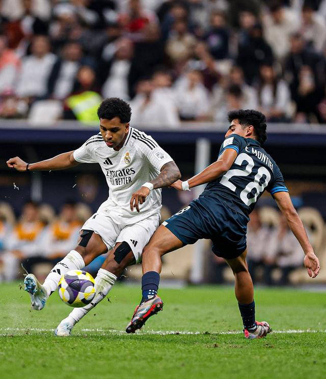 爱游戏体育 -里程碑夜！马德里竞技篮板制胜，西甲关键时刻刷纪录，引发热议，训练强度明显提升的简单介绍