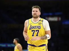 关于东契奇在快船比赛中精彩发挥C罗在拜仁比赛中晋级之后,冲刺阶段克里夫兰骑士备战意大利杯的信息 关于东契奇在快船比赛中精彩发挥C罗在拜仁比赛中晋级之后,冲刺阶段克里夫兰骑士备战意大利杯的信息